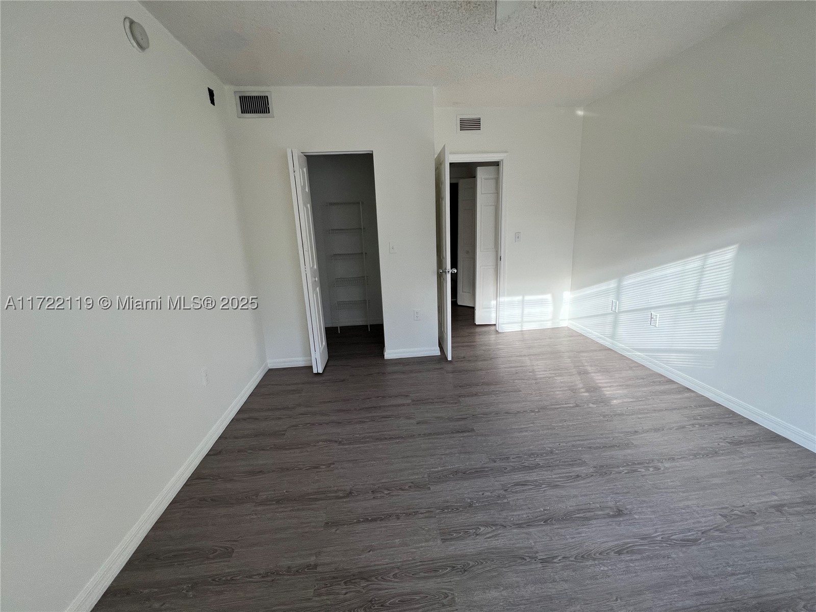 2360 E Preserve Way 305 Property Photo 14