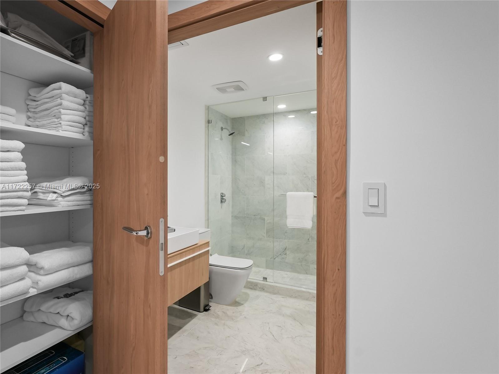 1135 103 St 502 Property Photo 42