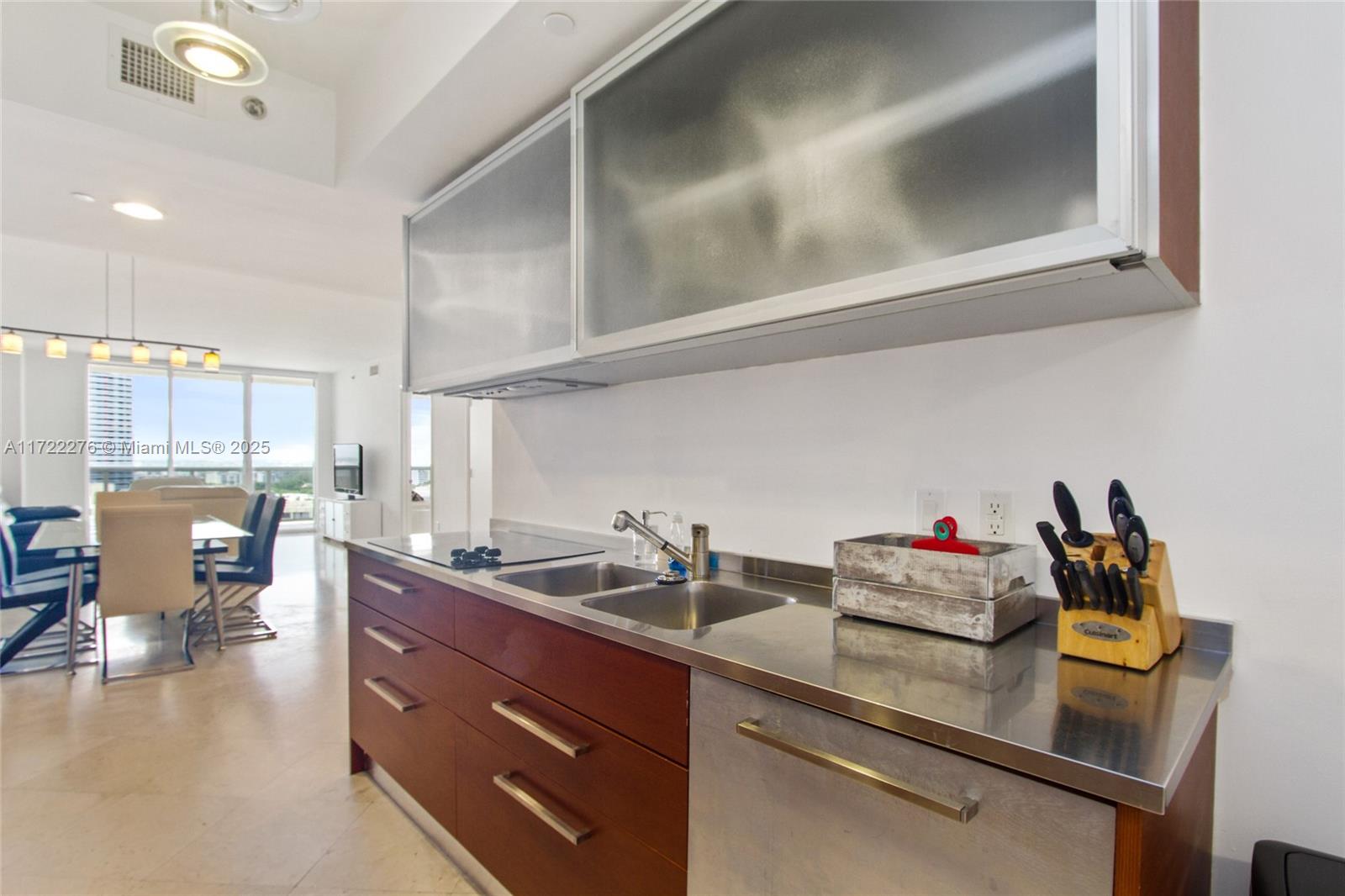 1850 S Ocean Dr 1608 Property Photo 6