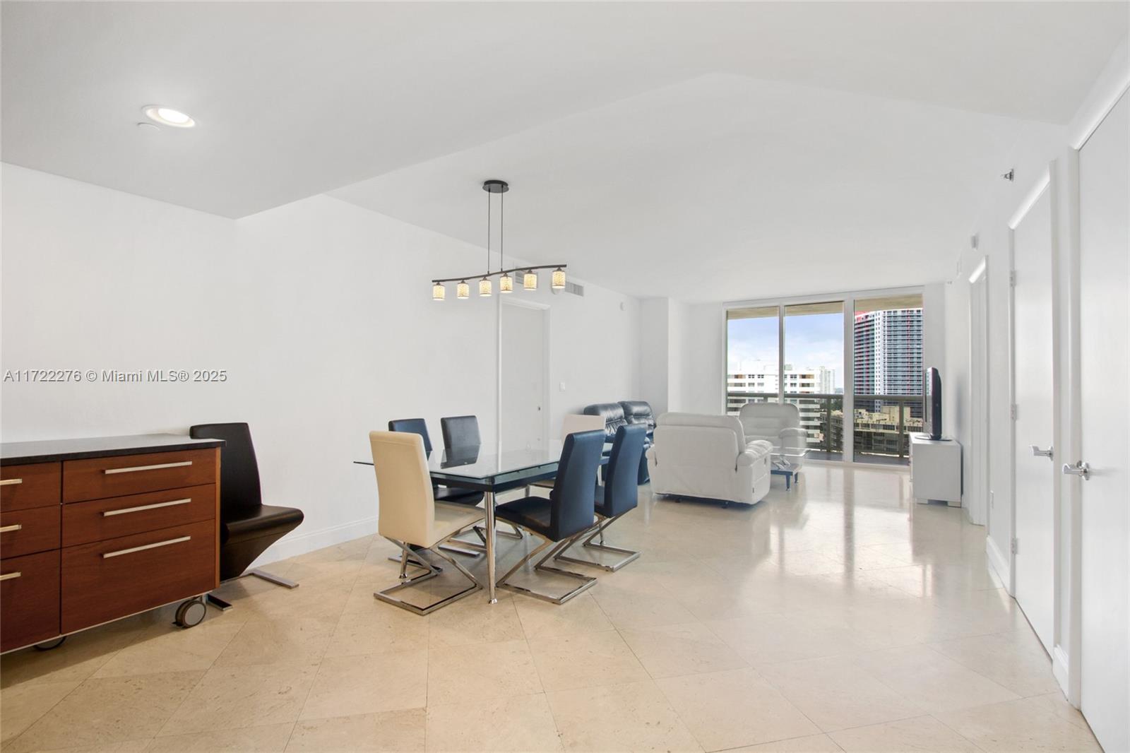 1850 S Ocean Dr 1608 Property Photo 13