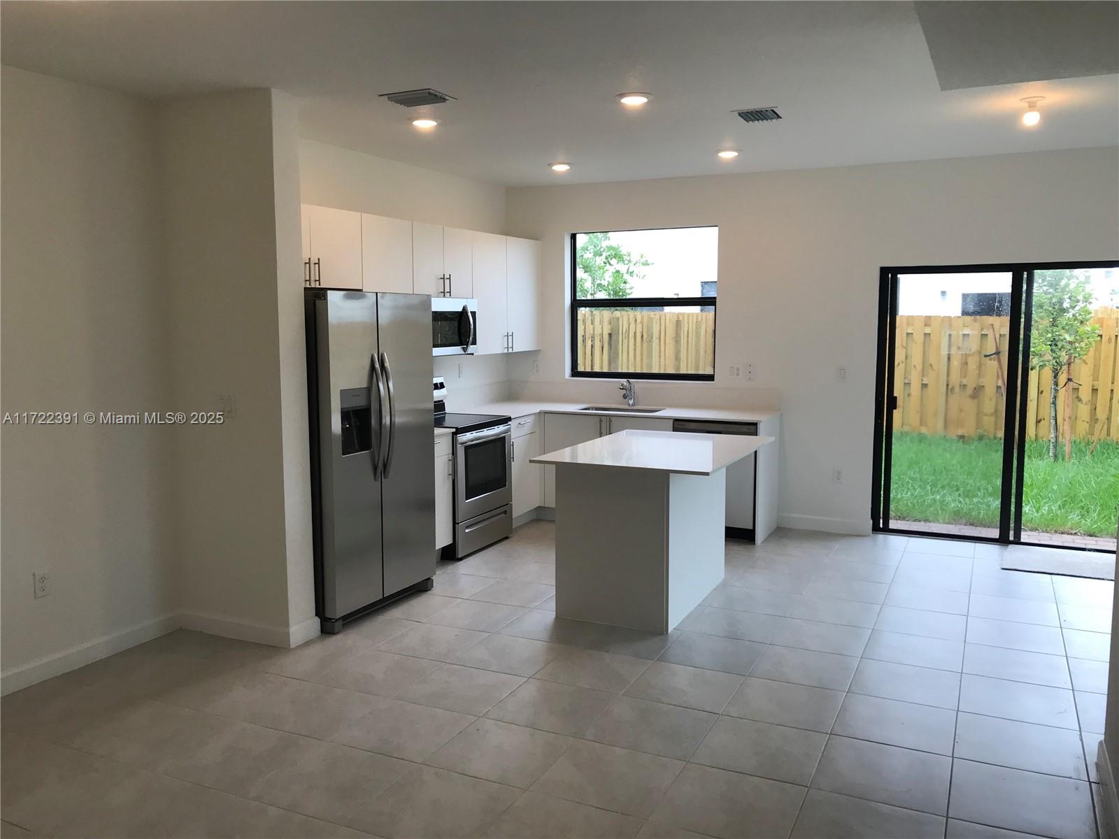 12989 Sw 233rd Ter 12989 Property Photo 8