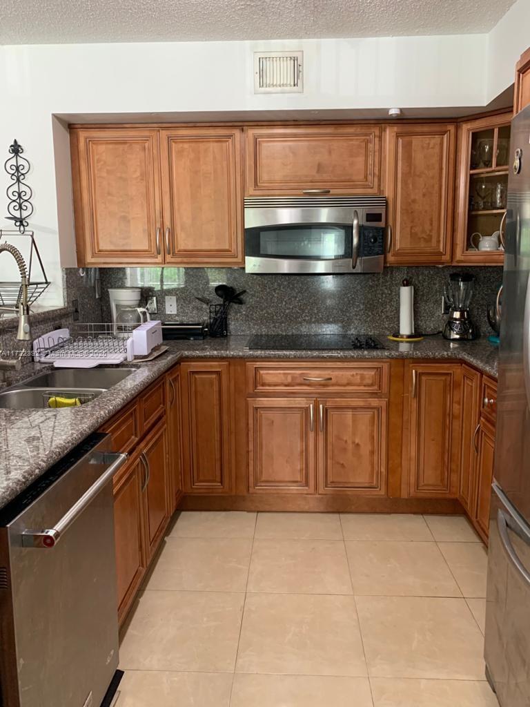 4580 Nw 107th Ave 203-13 Property Photo 7
