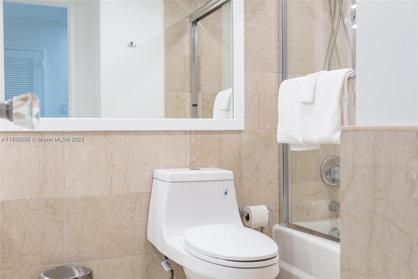 5161 Collins Ave 812 Property Photo 10