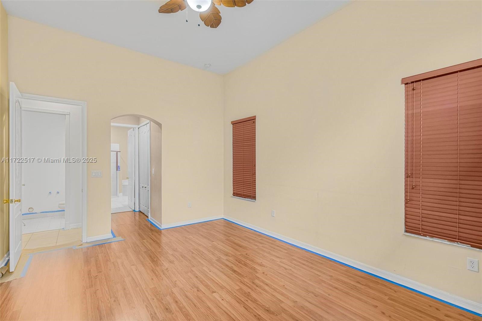 2039 Ne 6th Ct Property Photo 17