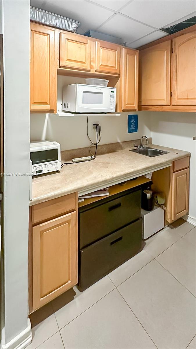 7800 W Oakland Park Blvd 4a34 Property Photo 13