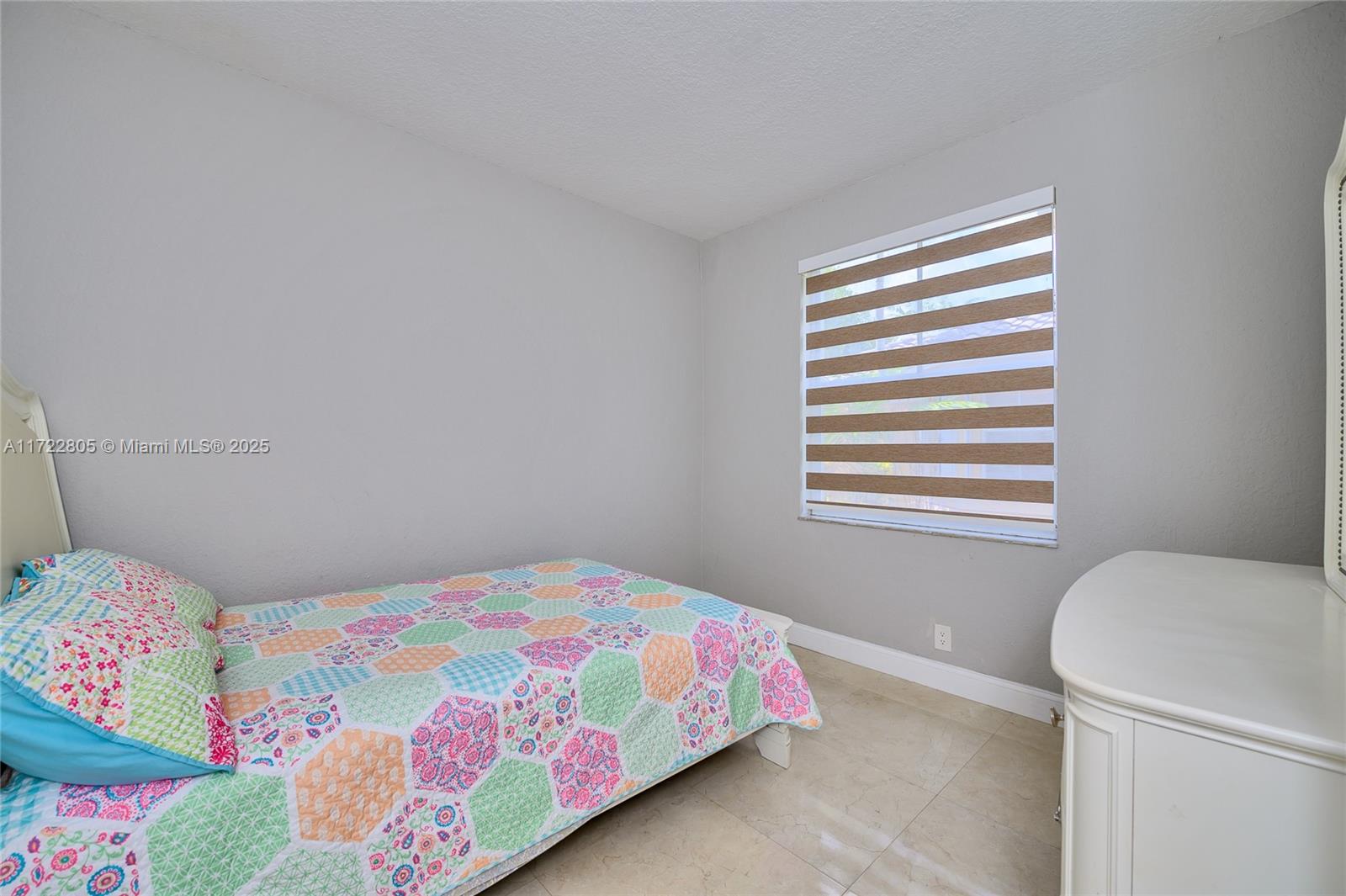 1632 Ne Winterberry Ln Property Photo 21