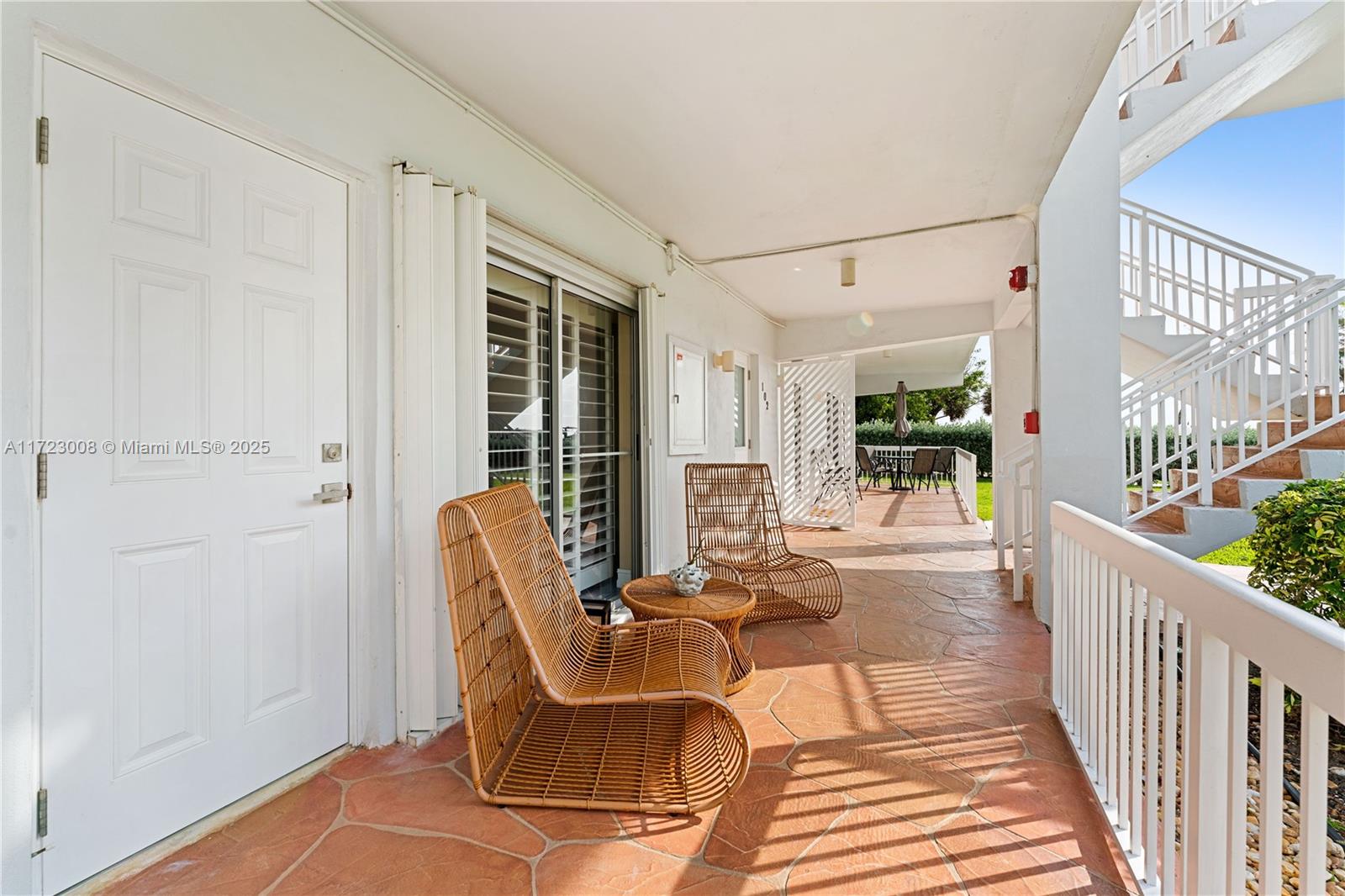 1300 N Ocean Blvd 102 Property Photo 6