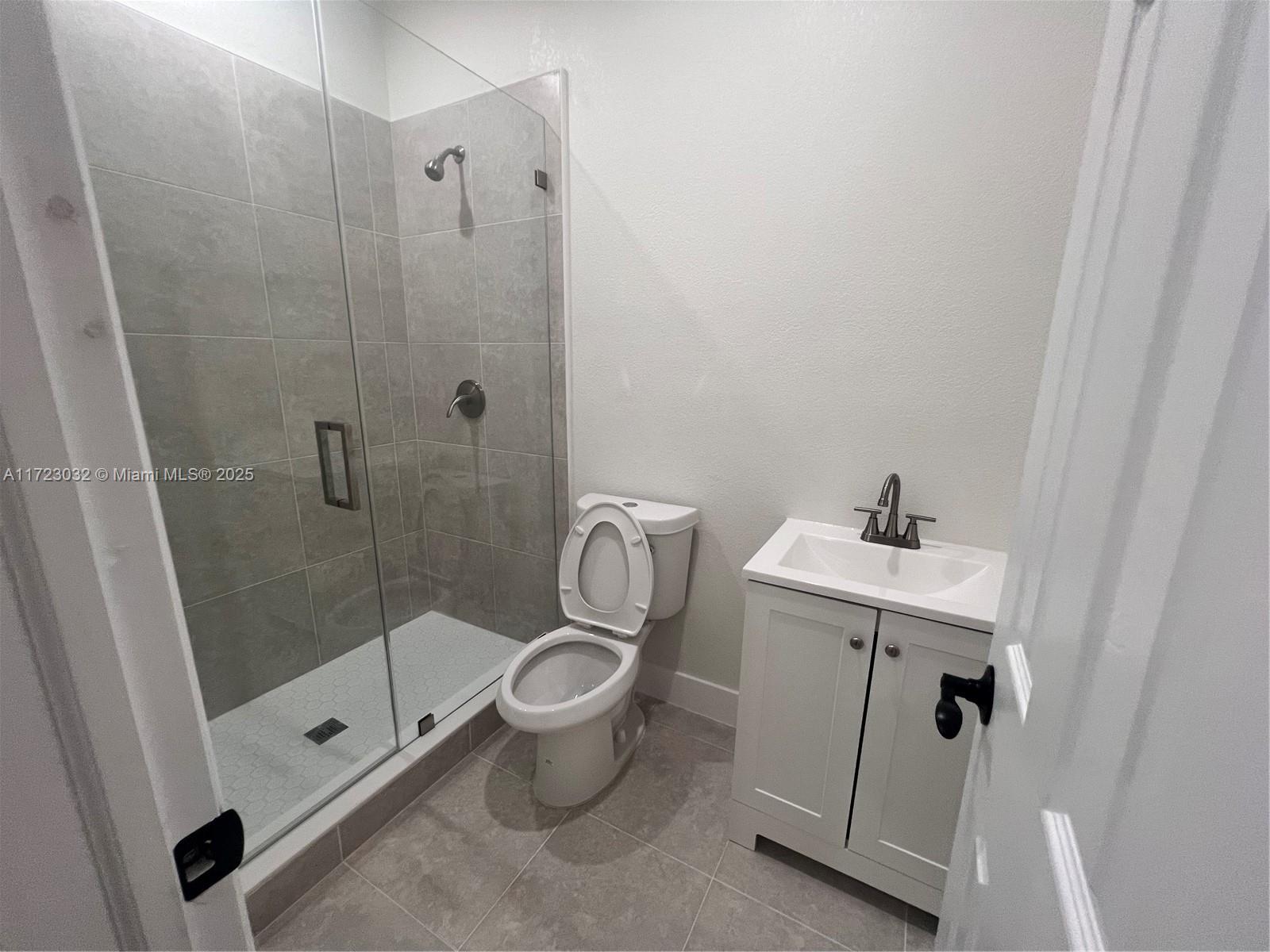 1031 Ne 17th Ter 0 Property Photo 16