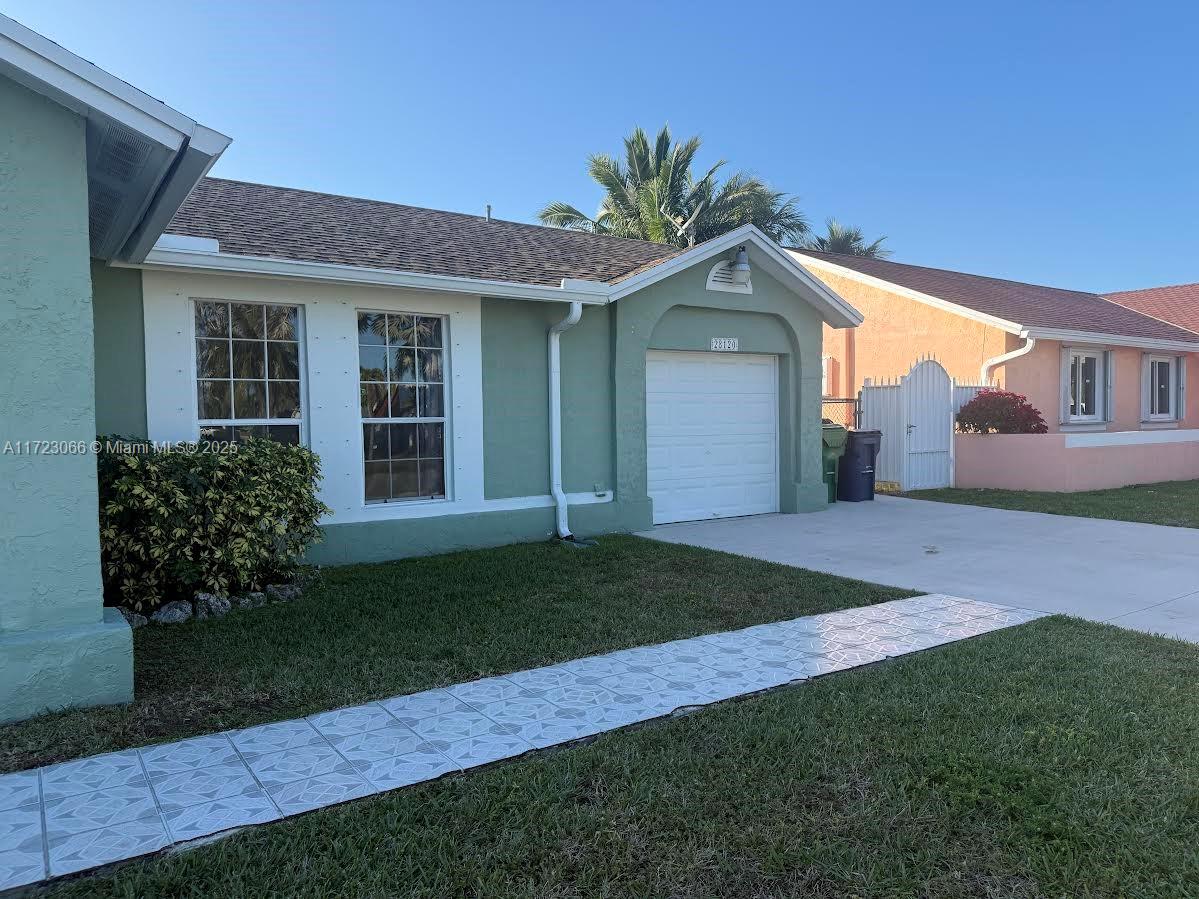 28120 Sw 138 Ct Property Photo 2