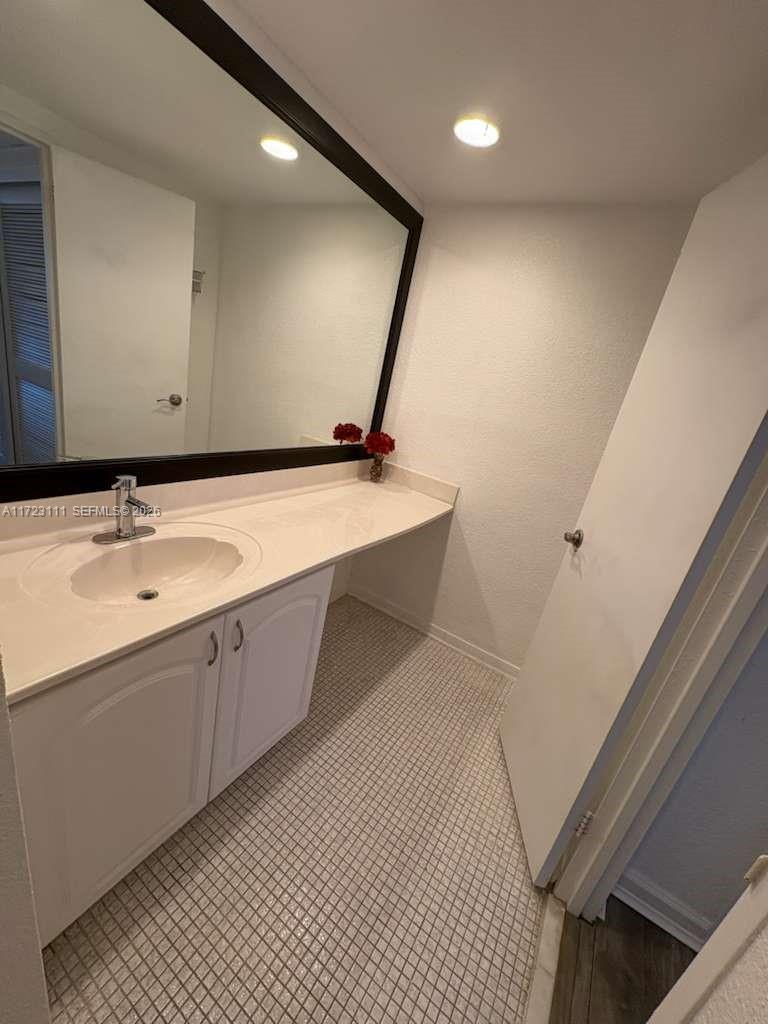 4001 S Ocean Dr 10d Property Photo 25