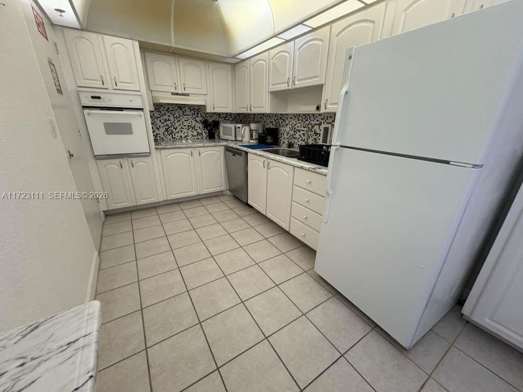 4001 S Ocean Dr 10d Property Photo 29
