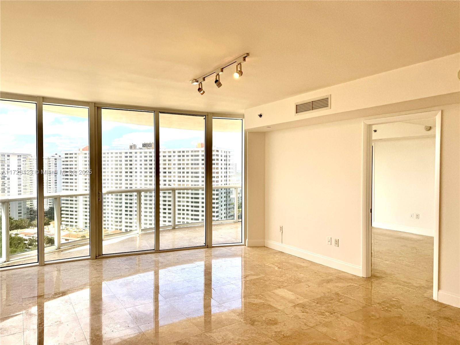17201 Collins Ave 1806 Property Photo 8