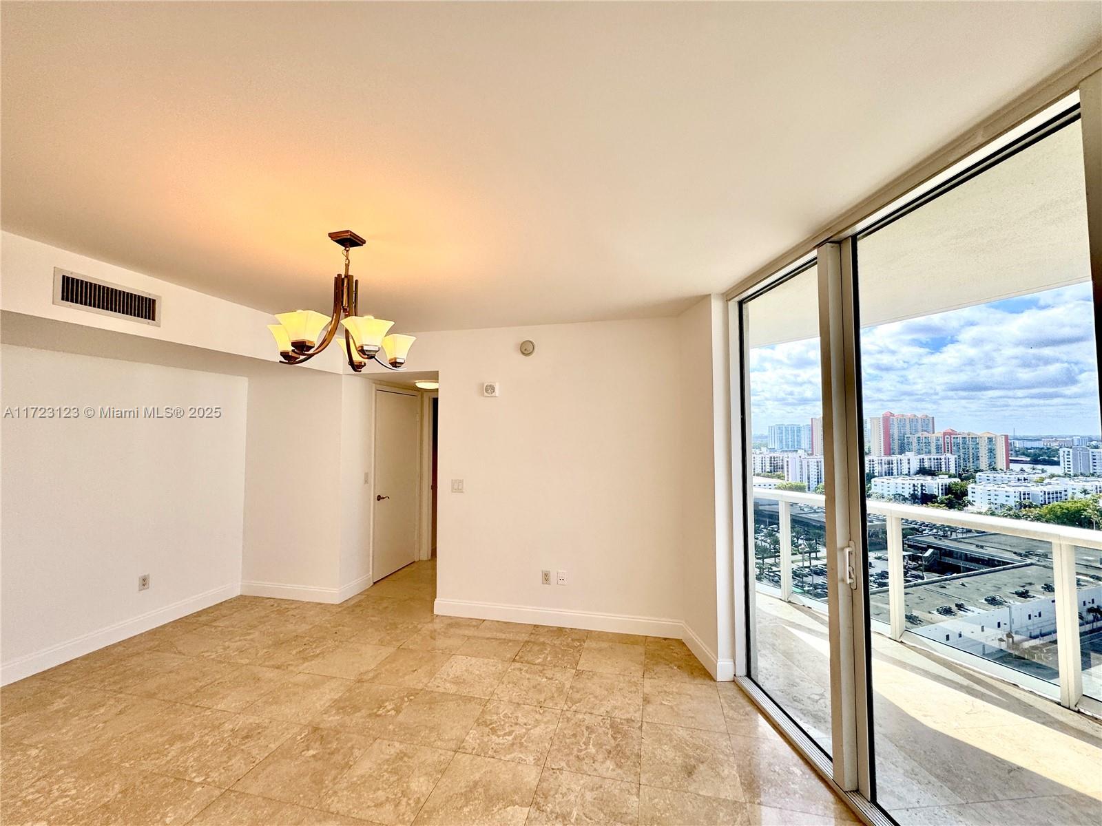 17201 Collins Ave 1806 Property Photo 10