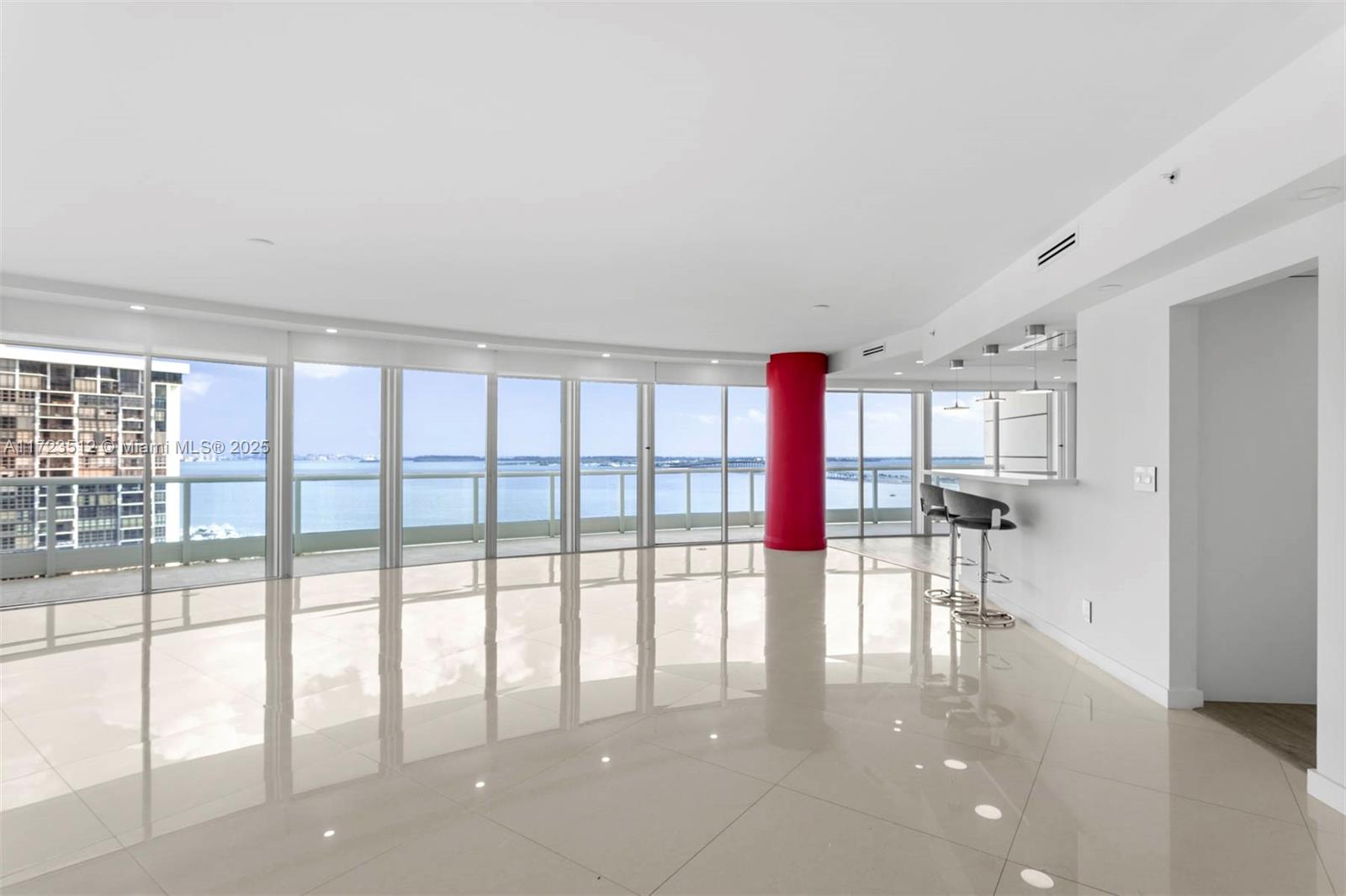 2127 Brickell Ave 1701 Property Photo 1
