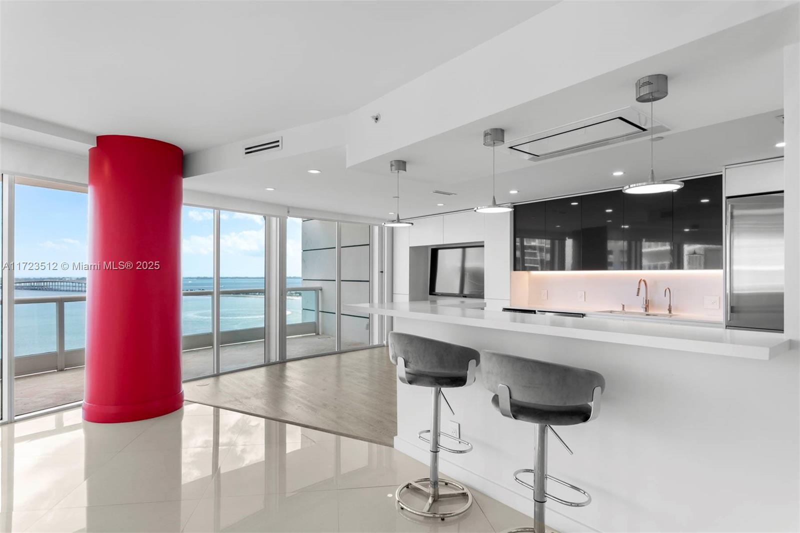 2127 Brickell Ave 1701 Property Photo 6