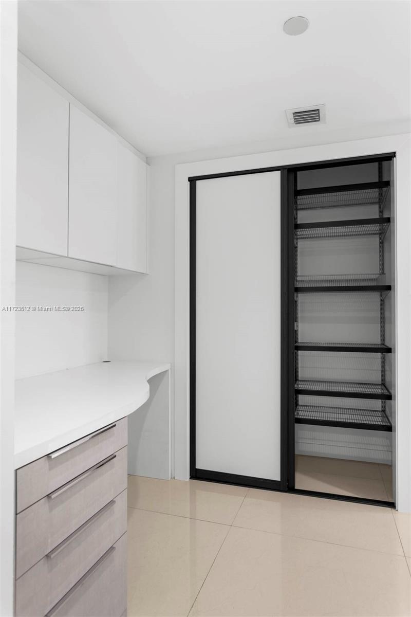 2127 Brickell Ave 1701 Property Photo 20