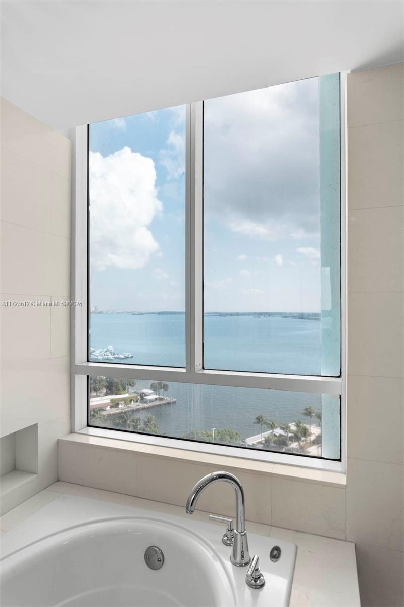 2127 Brickell Ave 1701 Property Photo 24