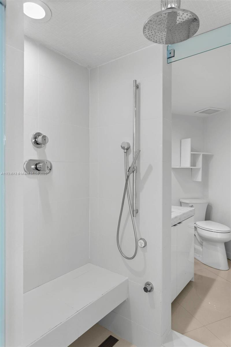 2127 Brickell Ave 1701 Property Photo 25