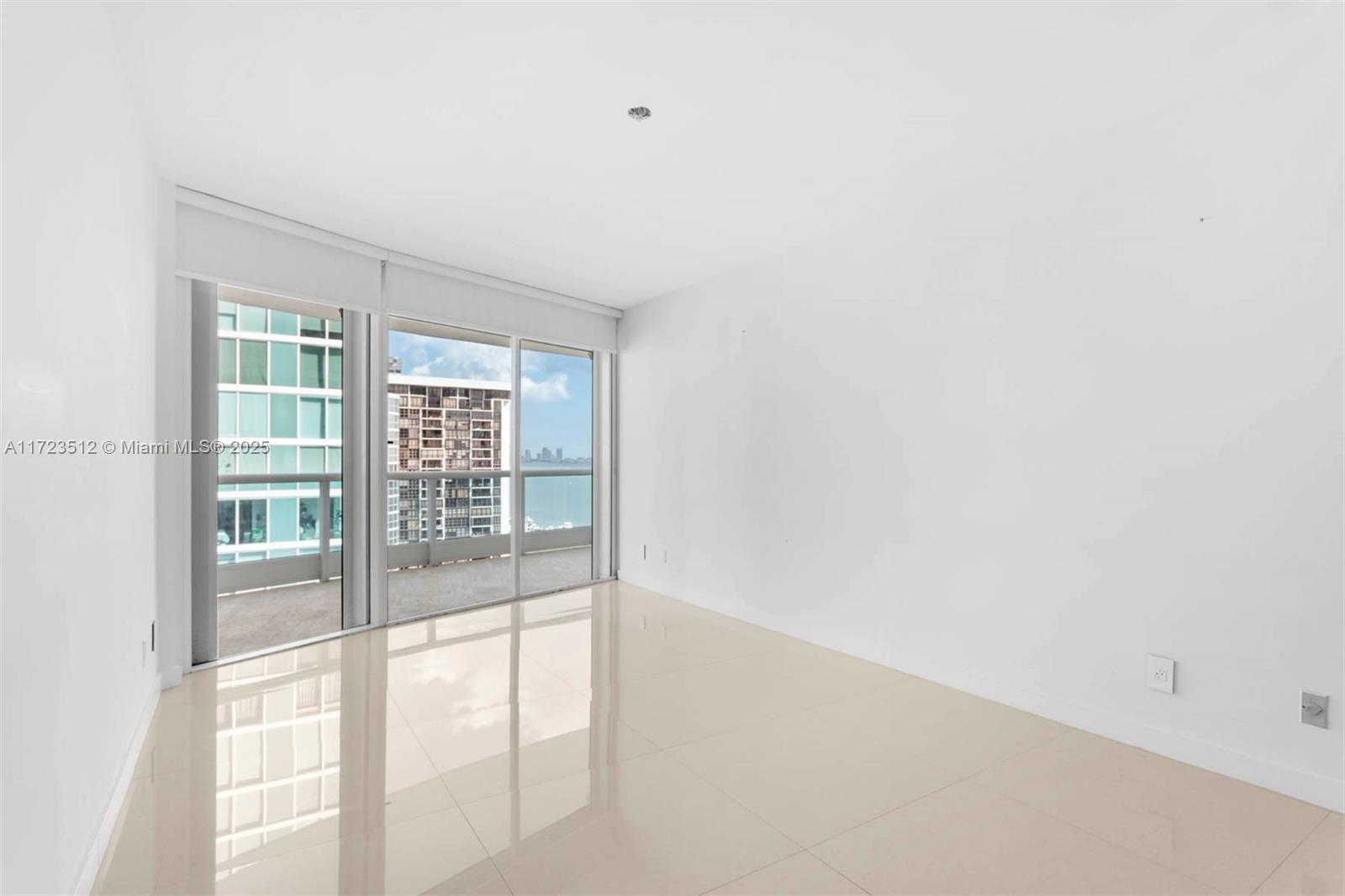 2127 Brickell Ave 1701 Property Photo 27