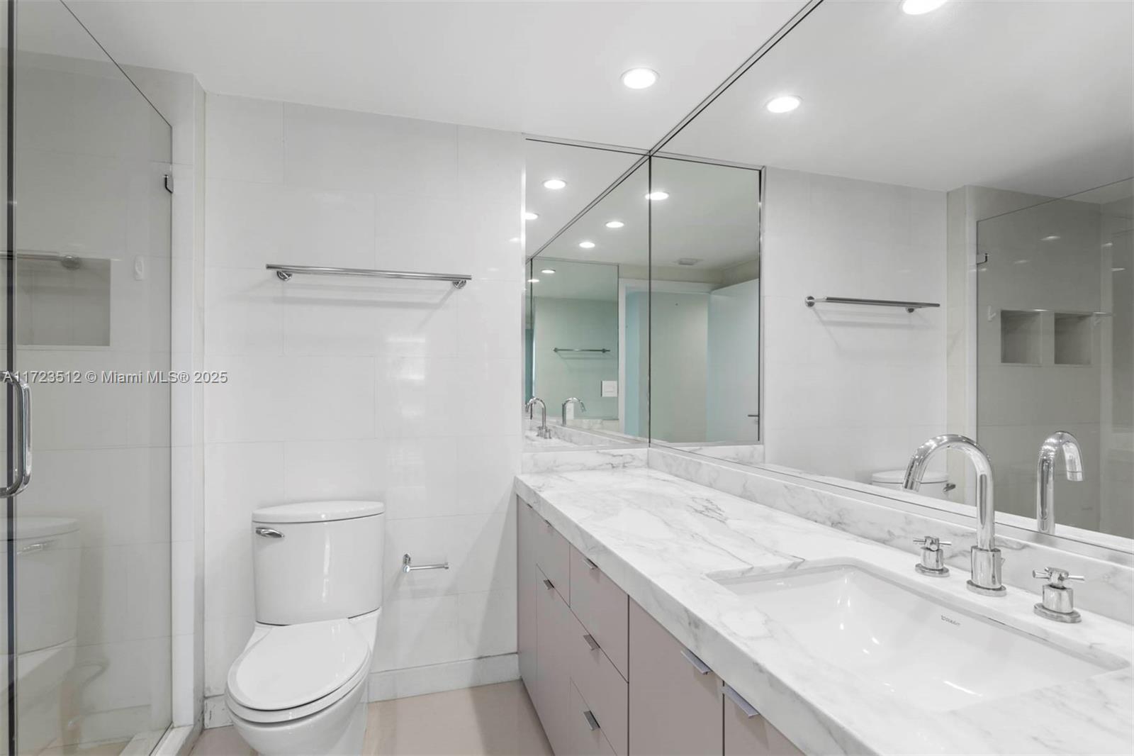 2127 Brickell Ave 1701 Property Photo 29