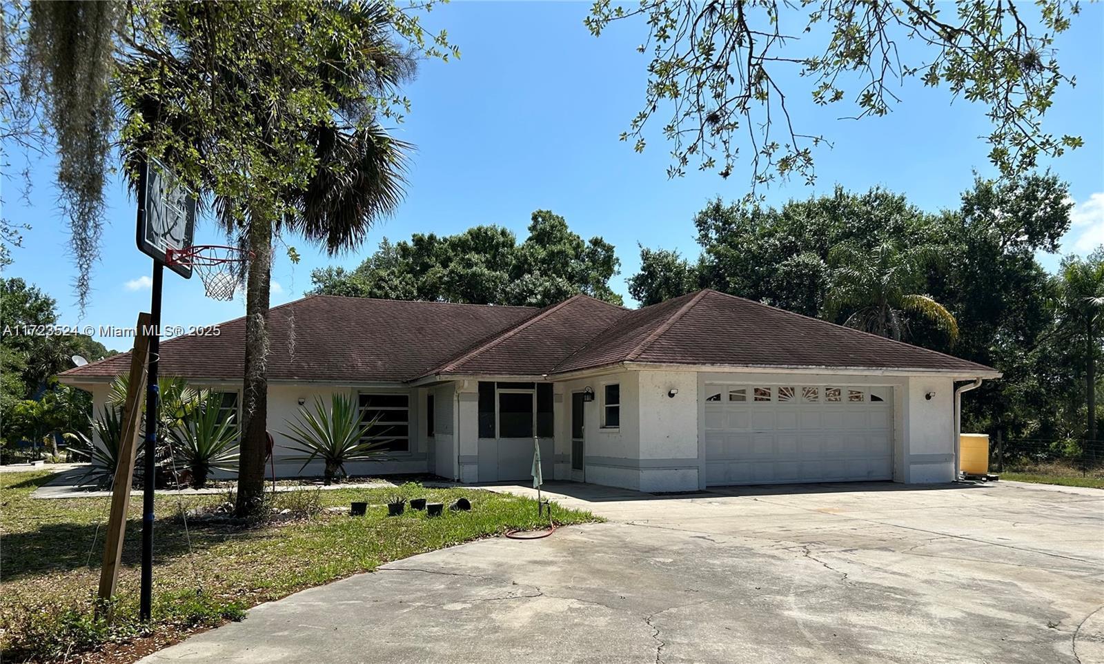 9227 State Property Photo