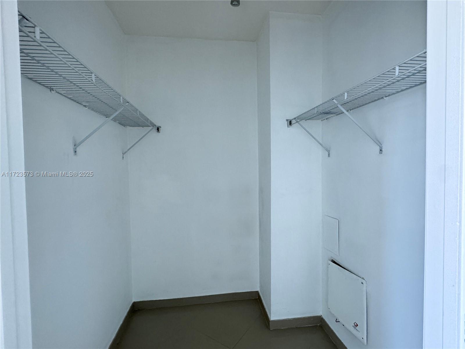 601 Ne 36th St 1205 Property Photo 10