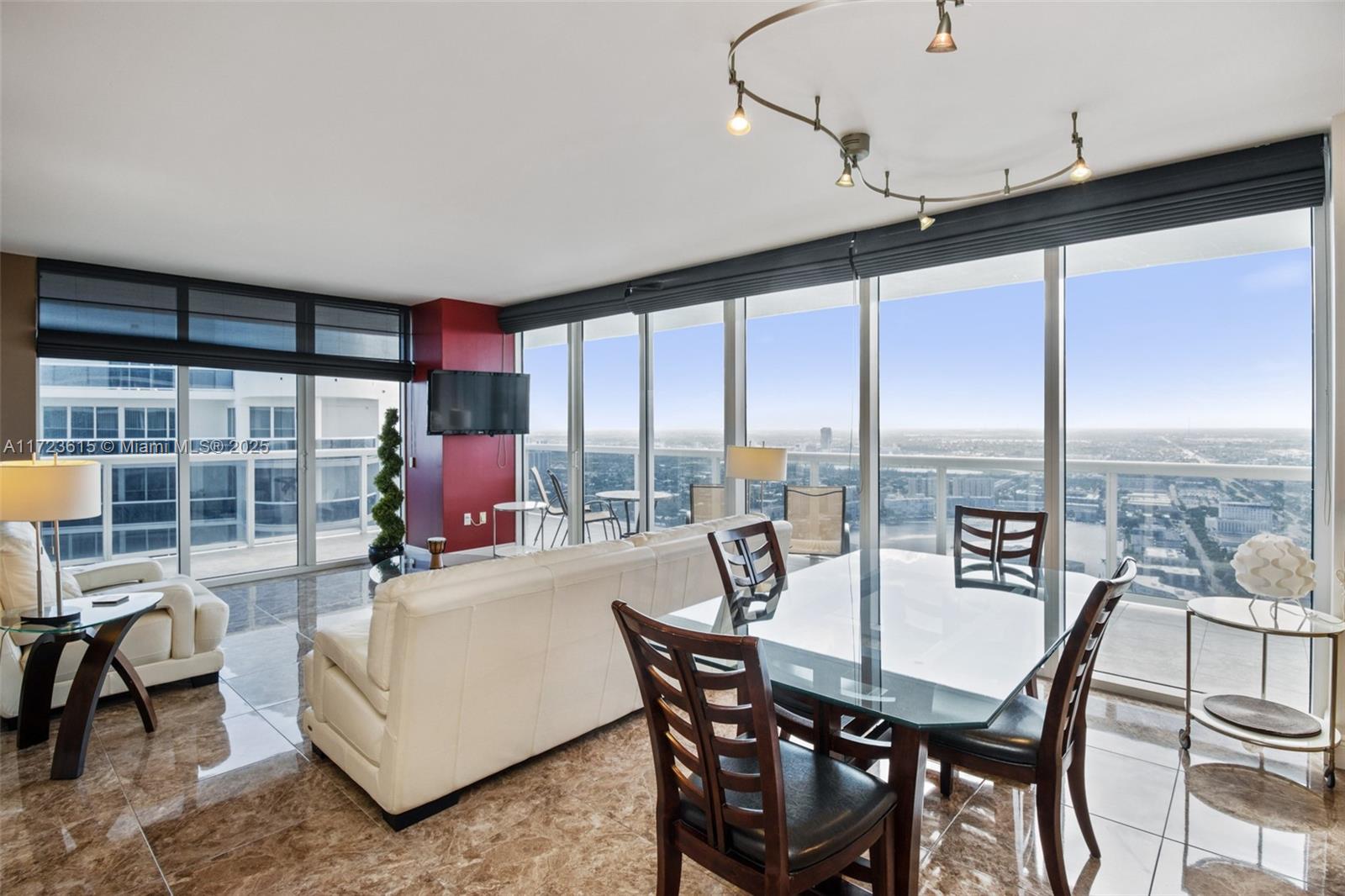 1830 S Ocean Dr 4406 Property Photo 11