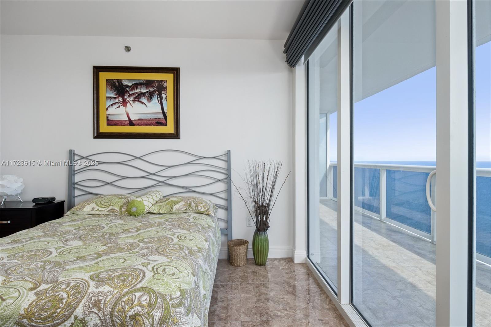 1830 S Ocean Dr 4406 Property Photo 15