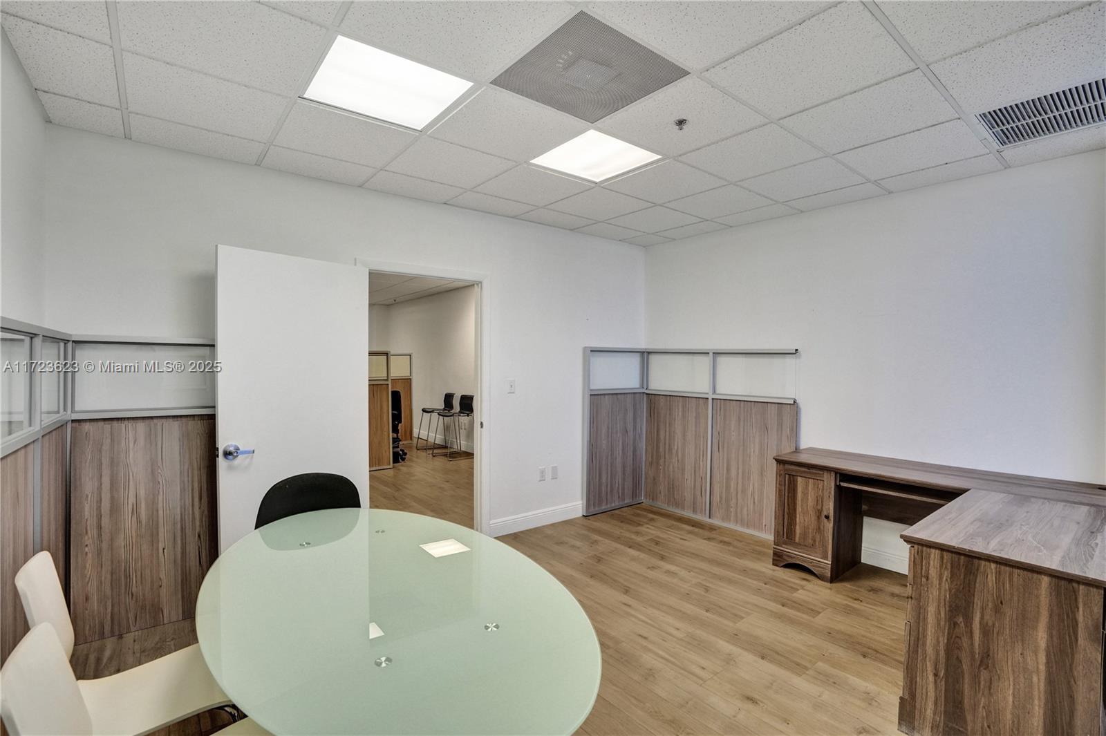 12550 Biscayne Blvd 900 Property Photo 13
