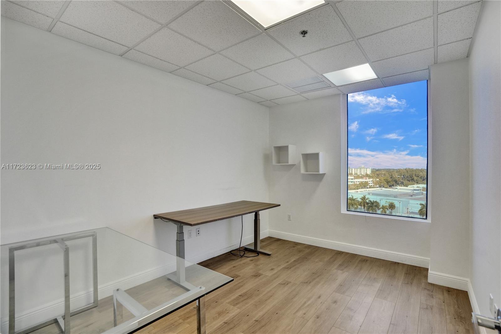 12550 Biscayne Blvd 900 Property Photo 15
