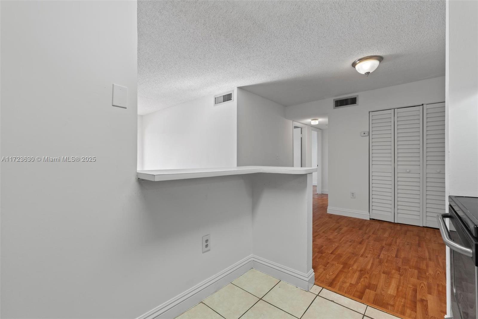 15600 Sw 80th St L-203 Property Photo 7
