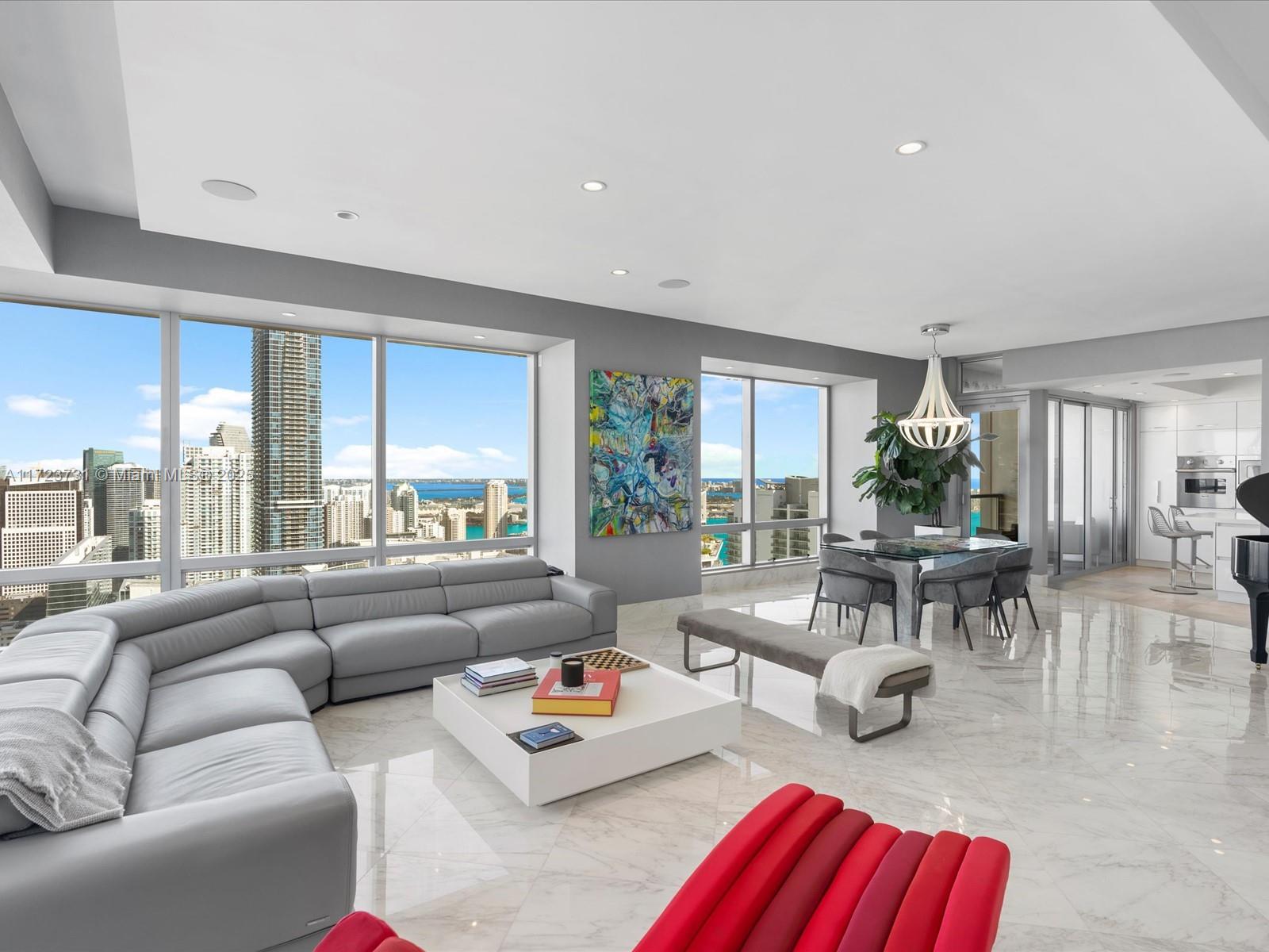 1425 Brickell Ave 52bc Property Photo 1