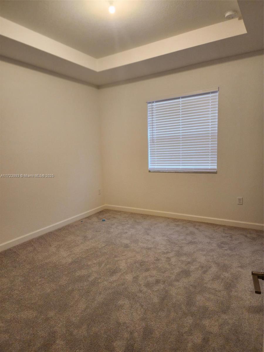 2675 Se 28th Drive Property Photo 6