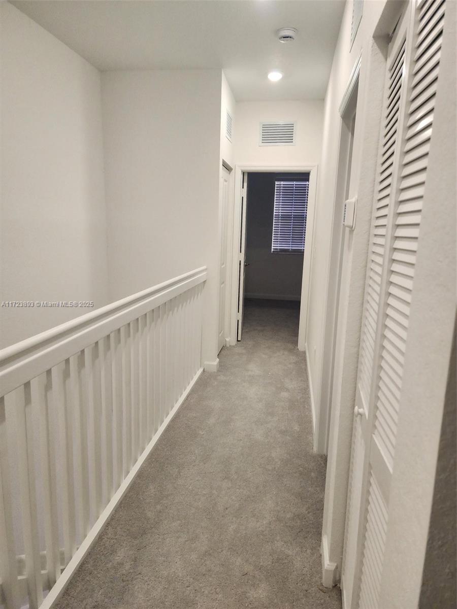 2675 Se 28th Drive Property Photo 10