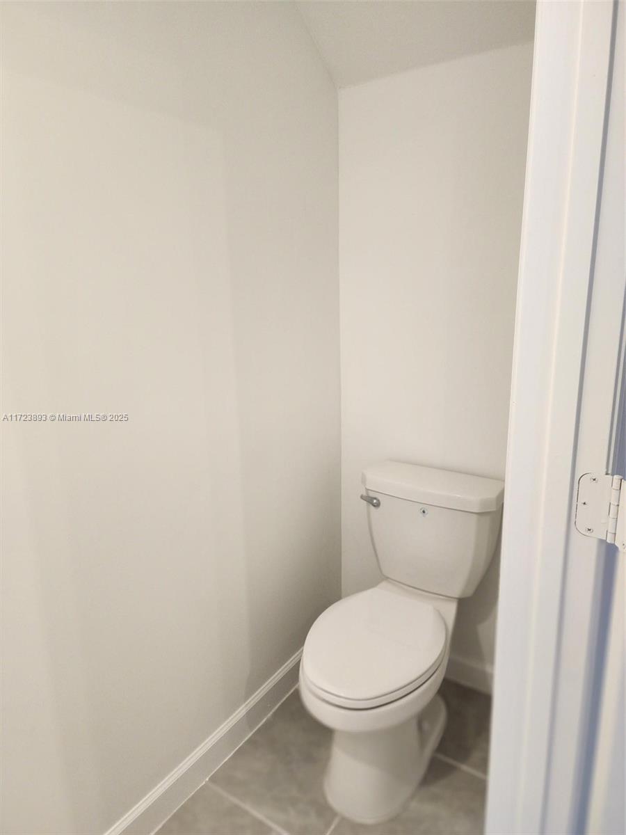 2675 Se 28th Drive Property Photo 14