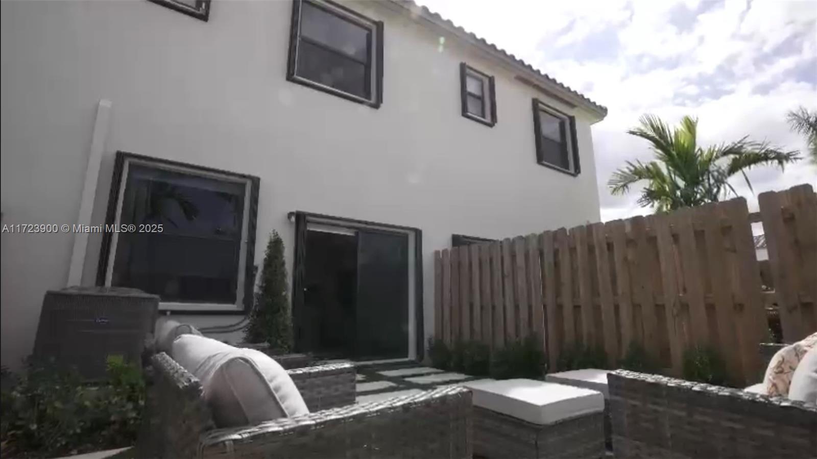 2663 Se 28 Dr Property Photo 20