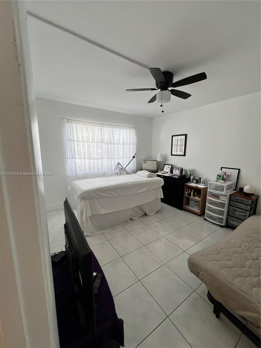 408 Lakeview Dr 102 Property Photo 8