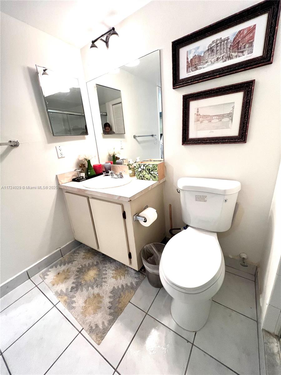 408 Lakeview Dr 102 Property Photo 10
