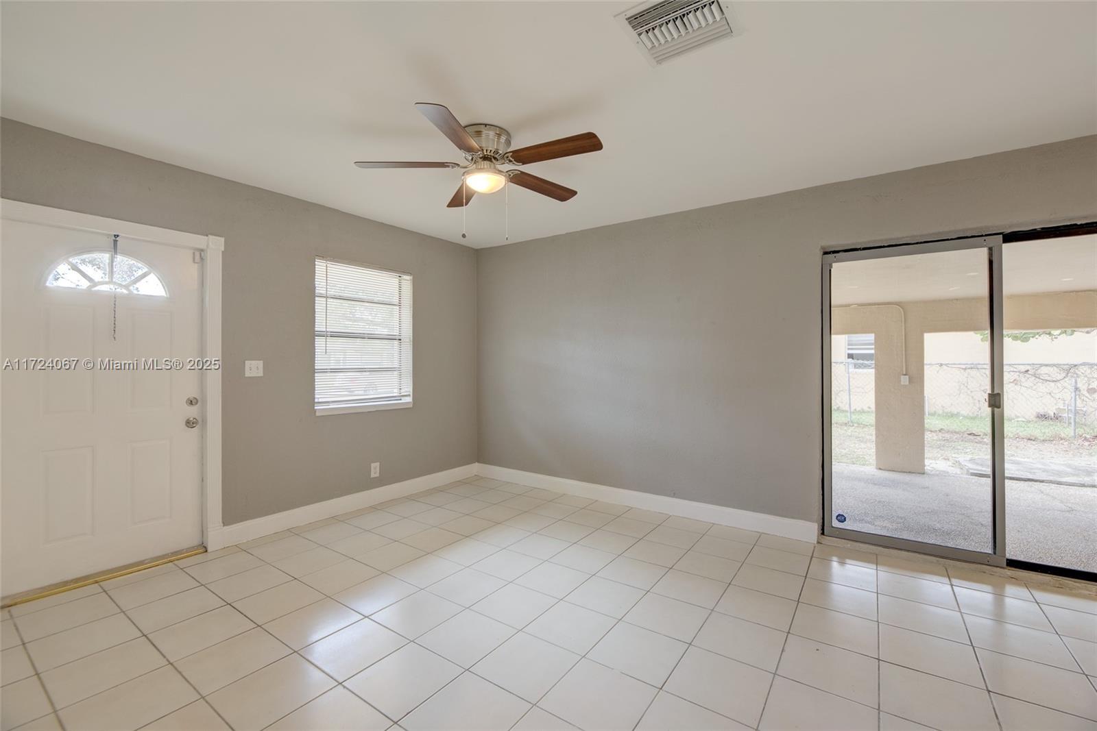 1643 Nw 14th Ct Property Photo 26
