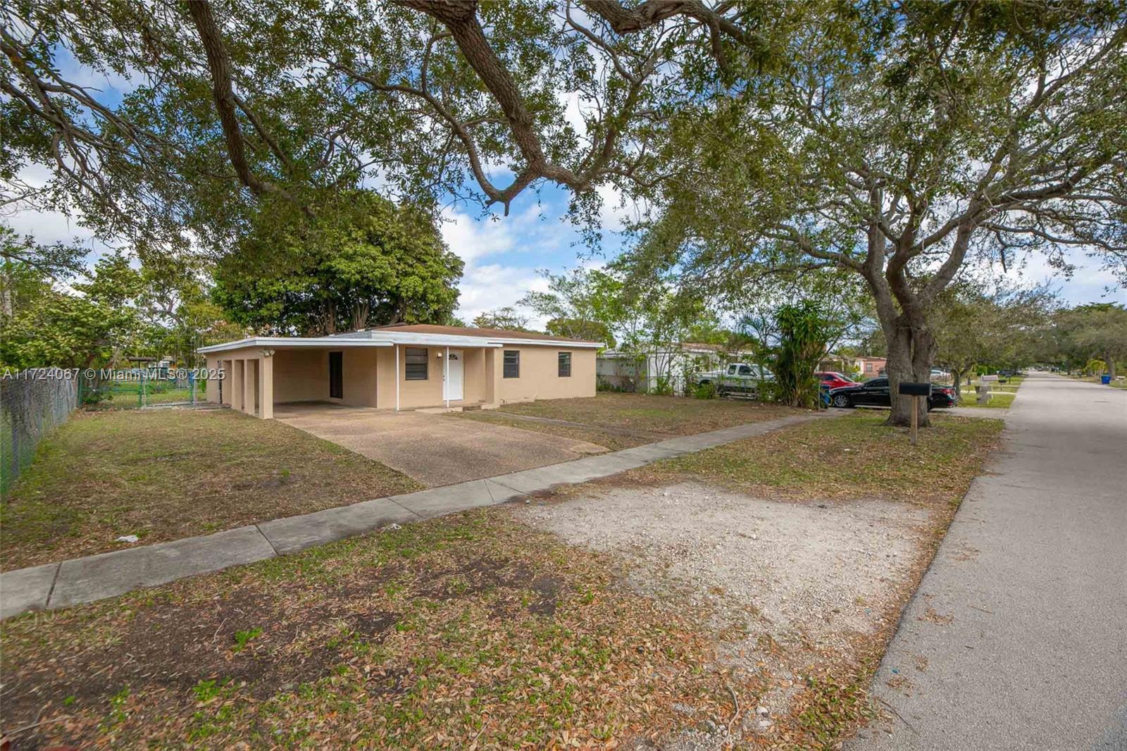 1643 Nw 14th Ct Property Photo 32