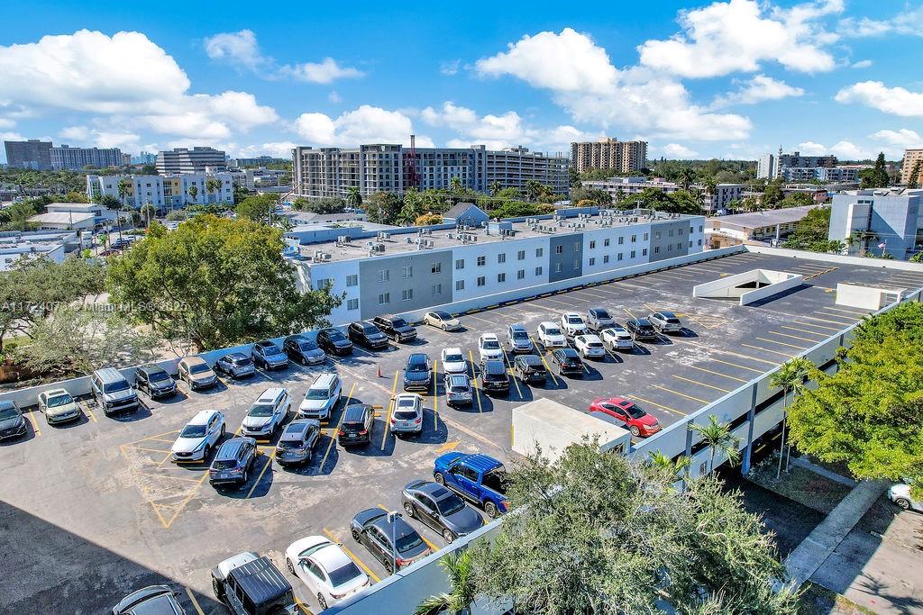12550 Biscayne Blvd 304b Property Photo 4