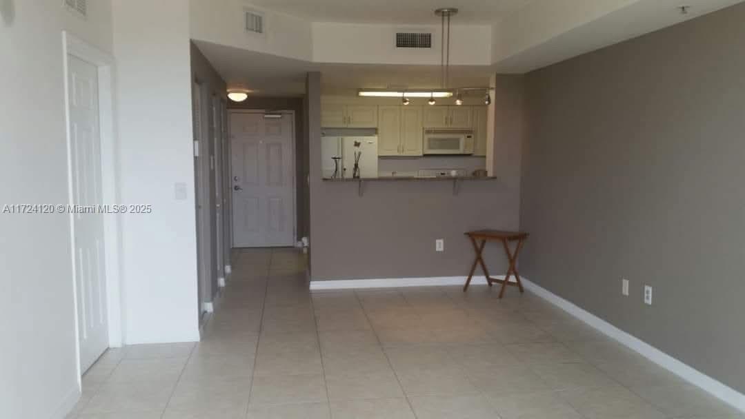 215 Sw 42nd Ave 611 Property Photo 4