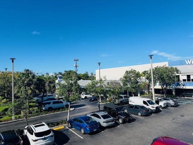 650 Crandon Blvd 16 Property Photo 12