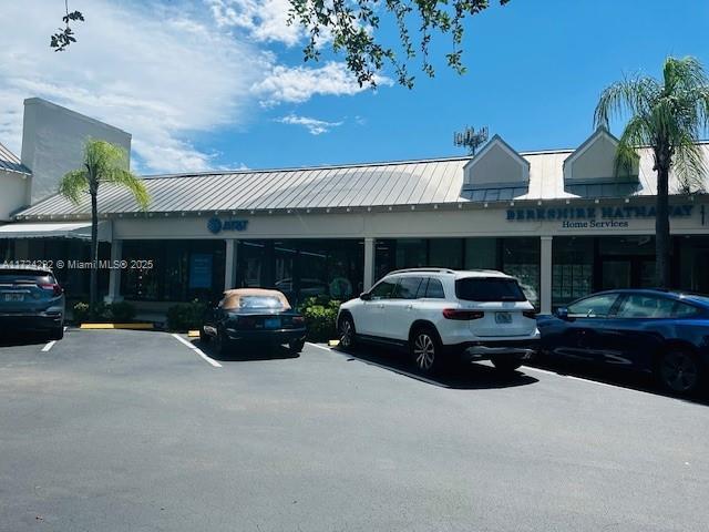 650 Crandon Blvd 16 Property Photo 18