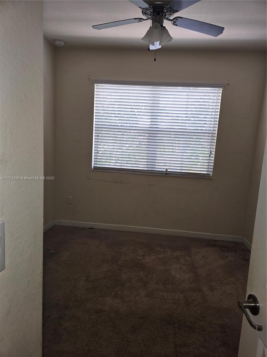 132 Se 28th Pl 5 Property Photo 24