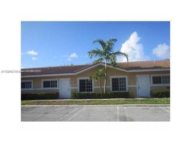 3858 Sw 48th Ave 3858 Property Photo 1
