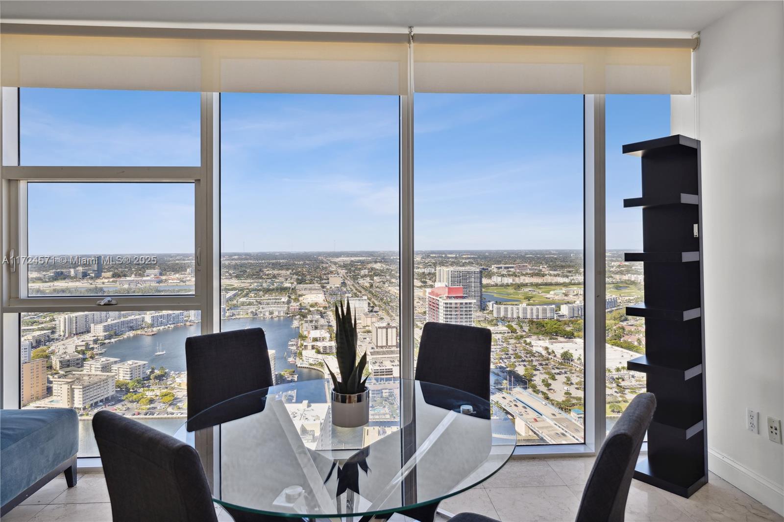 1830 S Ocean Dr 4907 Property Photo 4