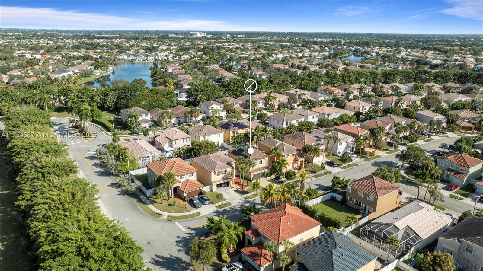 15887 Nw 4th Ct Property Photo 9