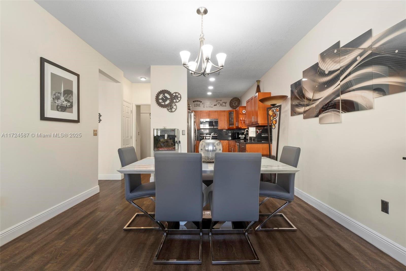 15887 Nw 4th Ct Property Photo 21