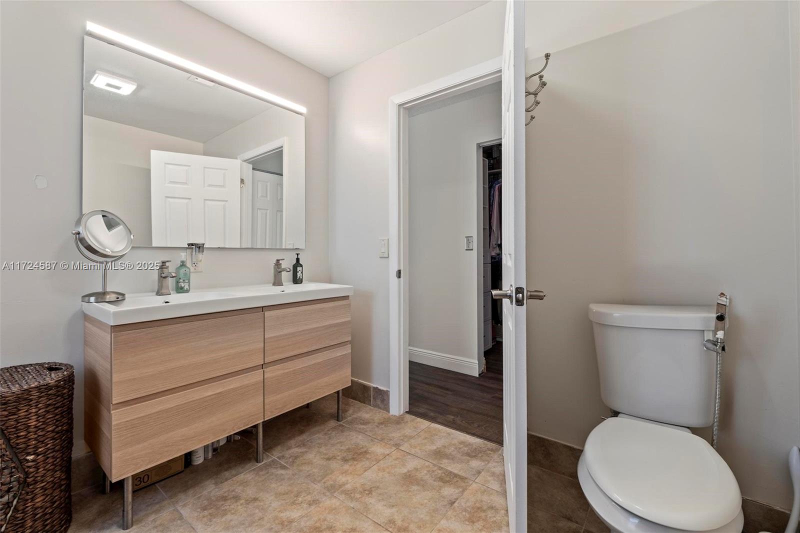 15887 Nw 4th Ct Property Photo 34